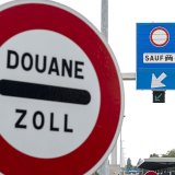 Un chien de la brigade des douanes françaises de Vallard, à la frontière franco-genevoise, a détecté de la marijuana dans un bus venant de Barcelone et allant à Varsovie (illustration).